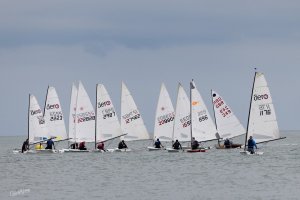 The leading dinghies at the first mark in the RNLI Shield race (photo thanks - Colin N Waddell)