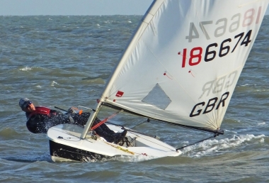 Simon Kedge going well until.....
